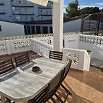 Casa Leonardo Feriehus *